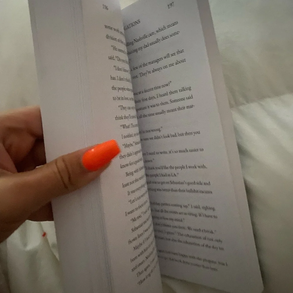 Contractual Obligations:Elle Rivers - Picture 2 of 3